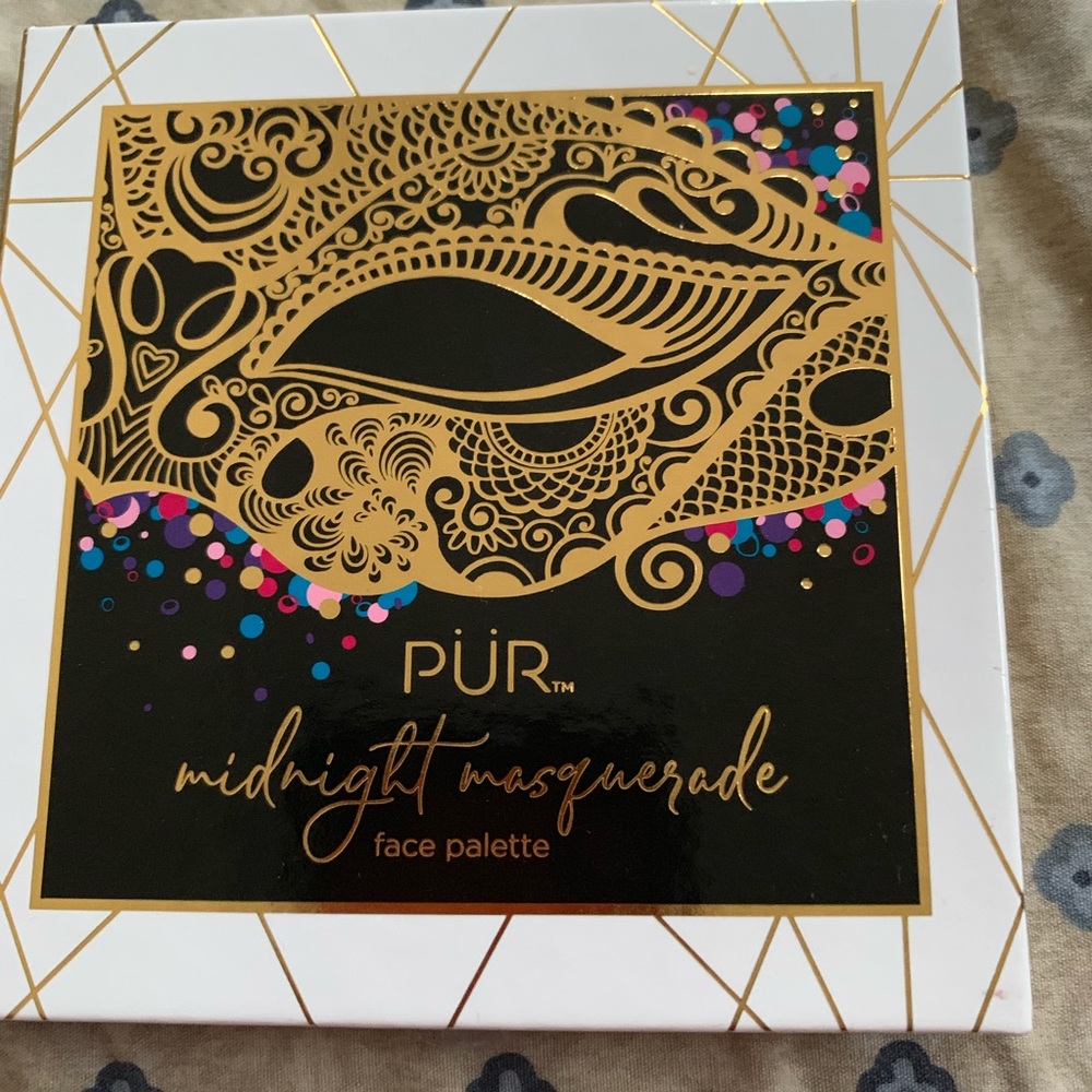 Eyeshadow palette